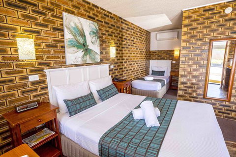 Apple & Grape Motel - Accommodation Gladstone 2