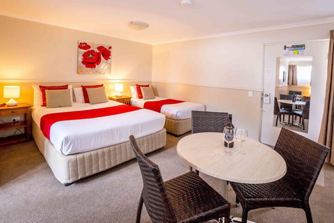 Apple & Grape Motel - Accommodation Gladstone 1