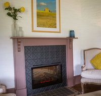 The Barracks Tocal - Accommodation Gladstone