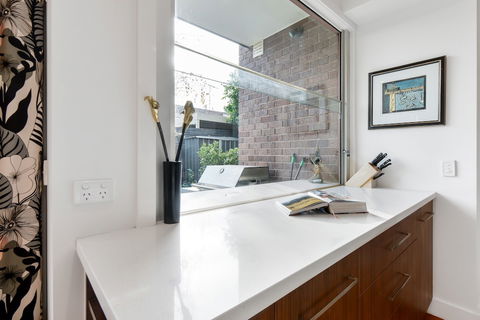 BOUTIQUE STAYS - Maple On Kent - Accommodation Gladstone 6