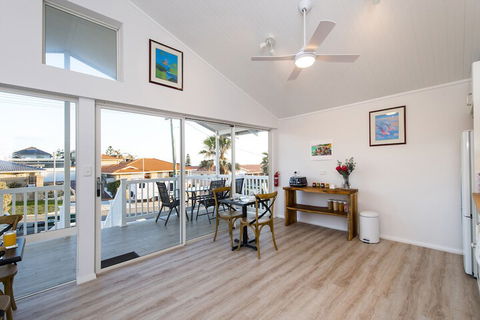North Beach Bed And Breakfast - Accommodation Gladstone 3