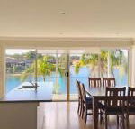 Unbeatable Waterfront Location - Accommodation Gladstone