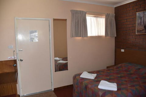 Valley Views Motel & Chalets - Accommodation Gladstone 7