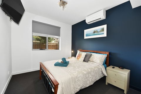 Close To Airport City & Shops - Accommodation Gladstone 3