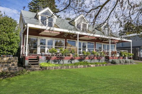 JOHANSSONS PERCH No. 3 - Accommodation Gladstone 0