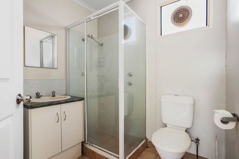 Karratha Caravan Park - Accommodation Gladstone 6