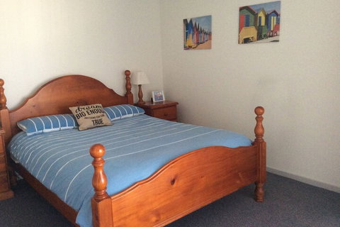 90 Mile Beach House & Villas - Accommodation Gladstone 6