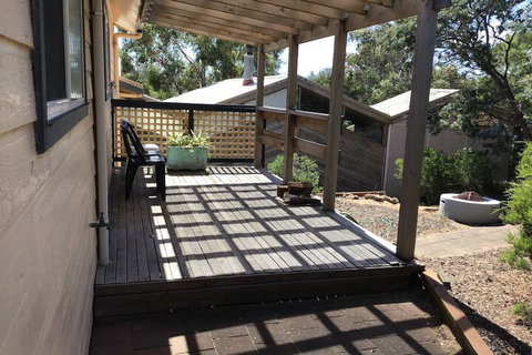90 Mile Beach House & Villas - Accommodation Gladstone 1