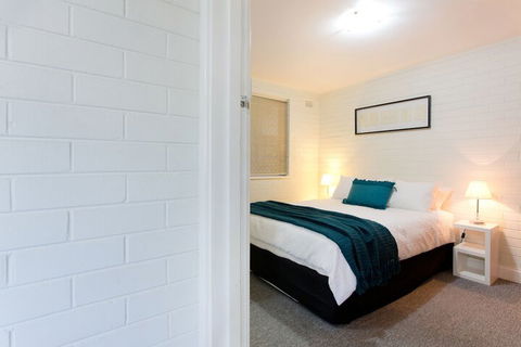 Shenton Park Hensman Road - Accommodation Gladstone 2