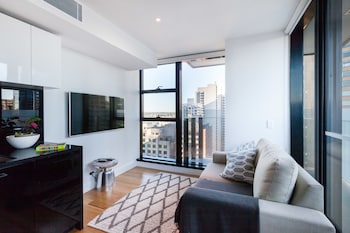 LOGAN, 2BDR Melbourne Apartment - Accommodation Gladstone 0