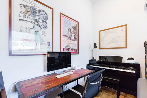 MURRAY, 1BDR Fitzroy Apartment - Accommodation Gladstone 0