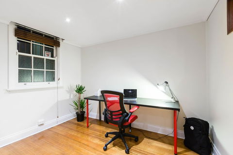 HELENA, 2BDR Fitzroy House - Accommodation Gladstone 1