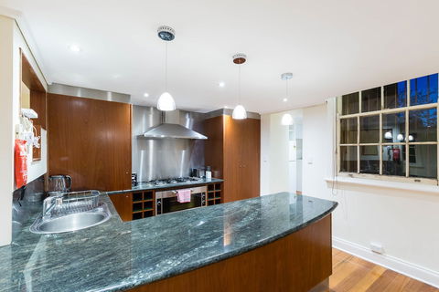 HELENA, 2BDR Fitzroy House - Accommodation Gladstone 6