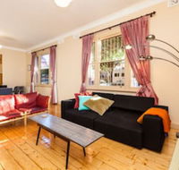 MADELINE 1BDR Fitzroy Apartment - Accommodation Gladstone