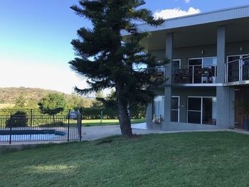 Eemnes Park Estate - Accommodation Gladstone 0