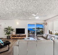 2 BEDROOM APARTMENT LAMAN LODGE UNIT 2 - Accommodation Gladstone