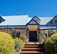 Stone  Straw Retreat - Accommodation Gladstone