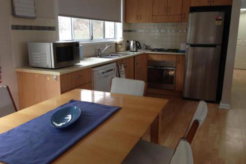 Villa Centrale - Accommodation Gladstone 2