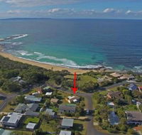 The Beach House in Berrara - Accommodation Gladstone