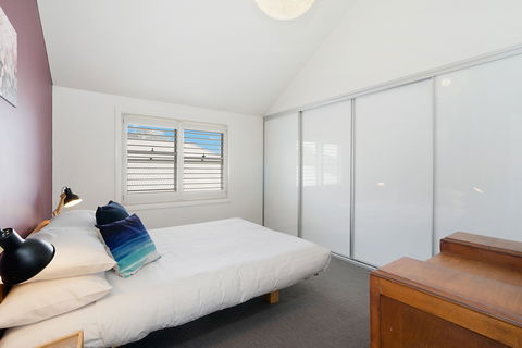 Newcastle Executive Homes - Veda House - Accommodation Gladstone 6