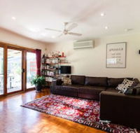 KELLY 3BDR Northcote House - Accommodation Gladstone