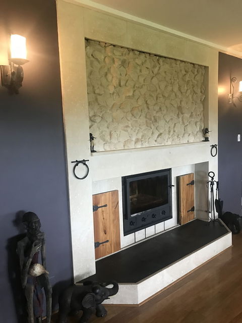 Atina Rocks Country Homestead - Accommodation Gladstone 0
