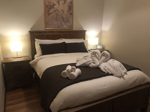 Atina Rocks Country Homestead - Accommodation Gladstone 4