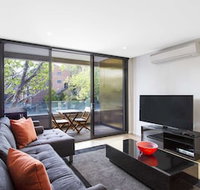 Style in the heart of Carlton - Accommodation Gladstone