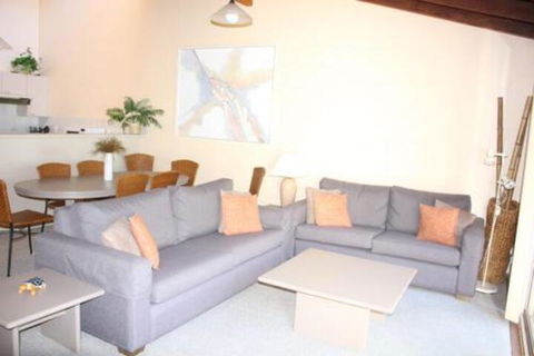 Coastal Retreat Unit 3 - Accommodation Gladstone 7