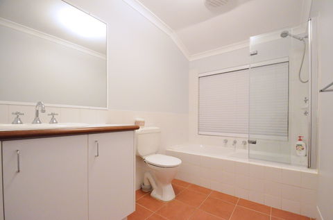 Halcyon Daze - Accommodation Gladstone 0