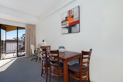 Beau Monde Apartments Newcastle - Boulevard Apartments - Accommodation Gladstone 4
