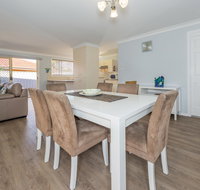 Pebble Pde 1 / 14 Fingal Bay - Accommodation Gladstone