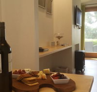 The Jonathan Art Centre - Accommodation Gladstone