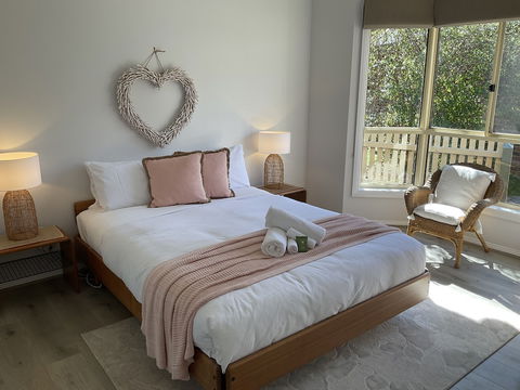 Valley View Townhouse - On The RAIL TRAIL - Accommodation Gladstone 4