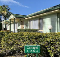 Obadiah Country Cottages - Accommodation Gladstone