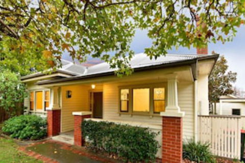 Balwyn Houses - Accommodation Gladstone 0