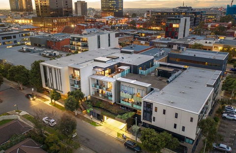 The CHANGE Apartments - Accommodation Gladstone 1