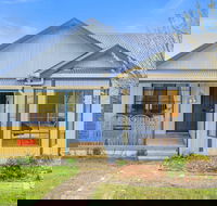 Omaroo Cottage Bruny Island - Accommodation Gladstone