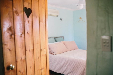 Terroir Auburn - Accommodation Gladstone 1