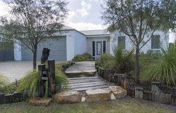 Ocean & Earth - Accommodation Gladstone 0
