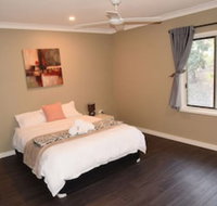Warrawong holiday big home - Accommodation Gladstone