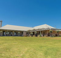 Holman Estate - Accommodation Gladstone