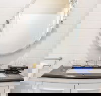 Grandview Accommodation - The Flaxley Apartments - Accommodation Gladstone