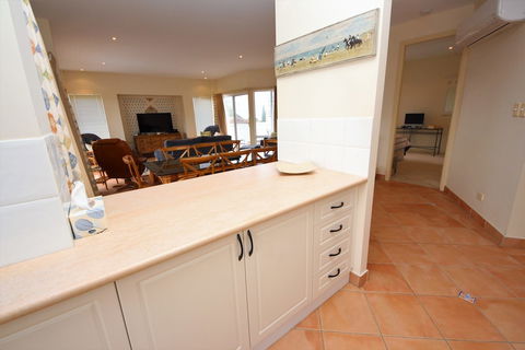 Seabreeze 3 At South West Rocks - Accommodation Gladstone 2