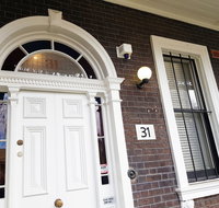 Victorian Townhouse 5 Bedrooms Carlton - Accommodation Gladstone