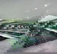 PPT50 Sleek 2 Bed Designer Abode - Accommodation Gladstone