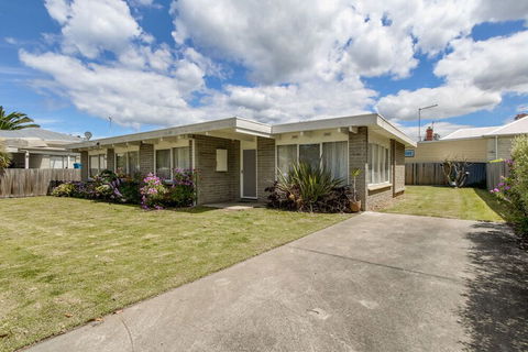 Wander On Bulmer - Accommodation Gladstone 6