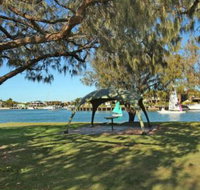 Little Hill 3 2 BDRM Apt on Parkyn Pde - Accommodation Gladstone