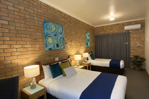 Coastal Waters Motor Inn - Accommodation Gladstone 6