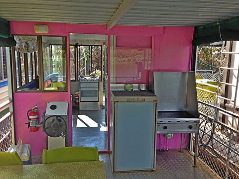 Corroboree Houseboats - Accommodation Gladstone 1